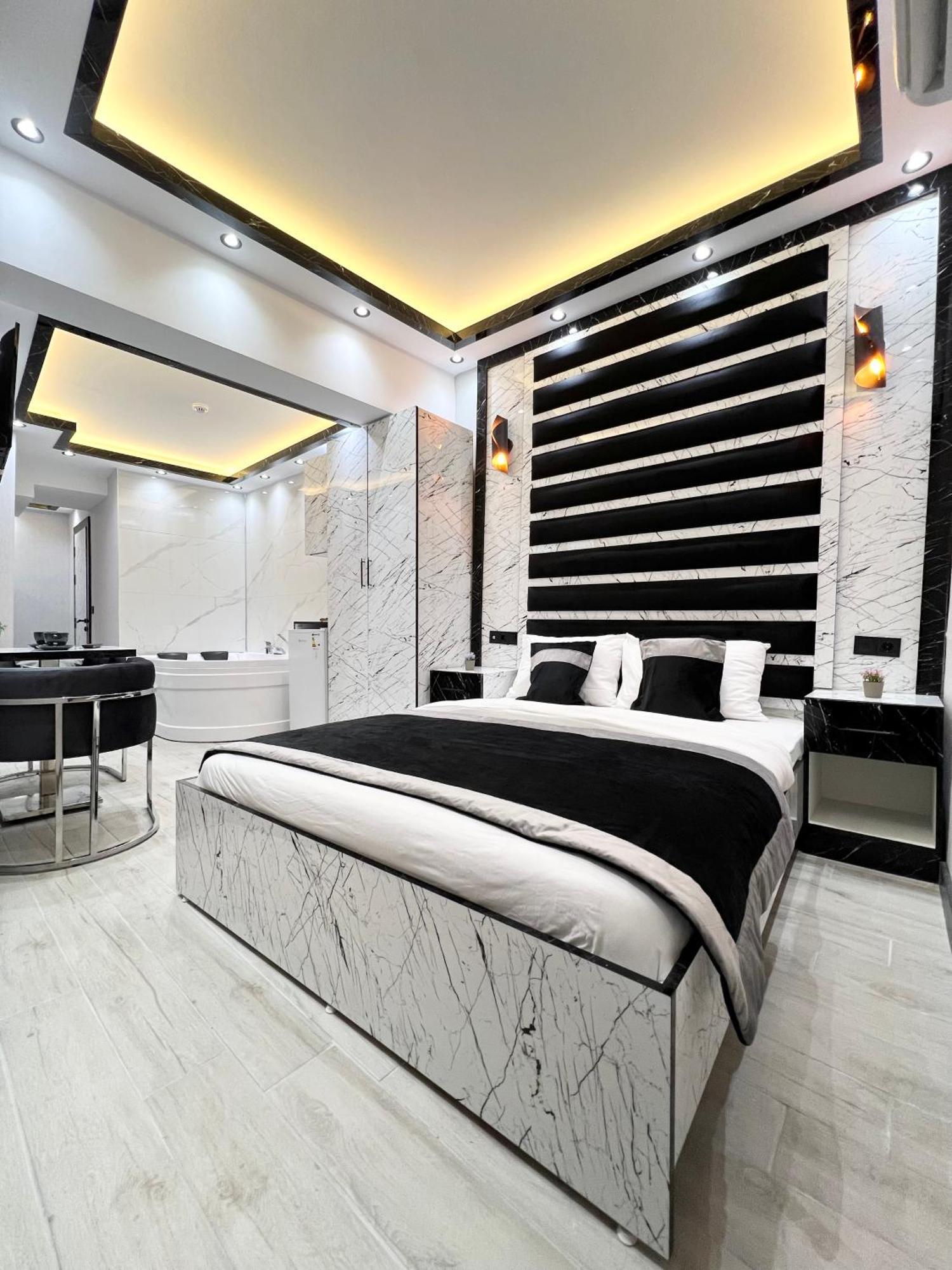 Taksim Larissa Hotel Suites Provincia di Provincia di Istanbul Esterno foto